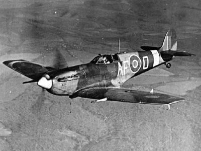 Spitfire Mk V AF-O of Air Fighting Development Unit in flight