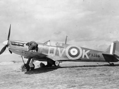 Spitfire Mk IA of No 19 Squadron RAF