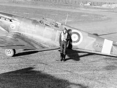 Supermarine Spitfire Mk IIa P7666 EB-Z