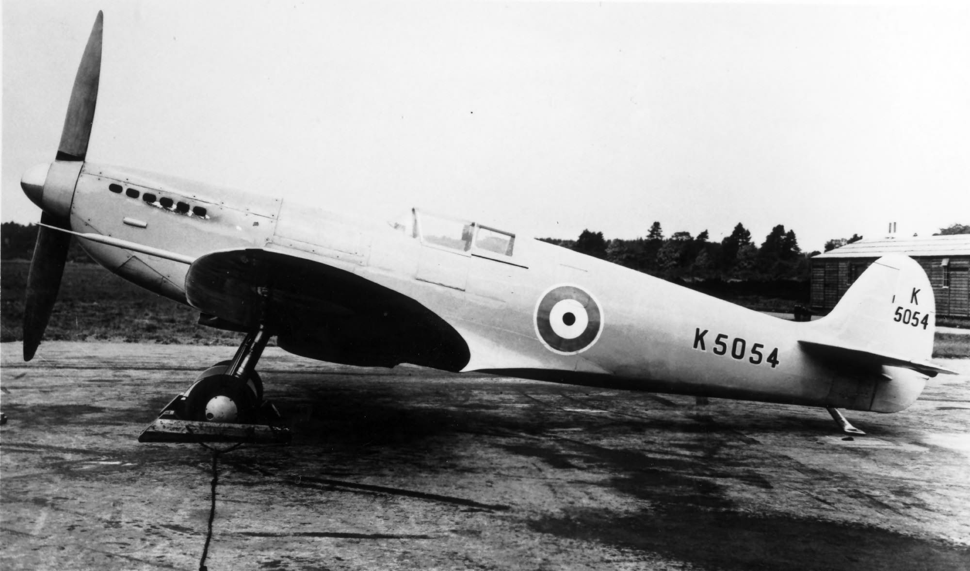 Spitfire K5054 on the ground