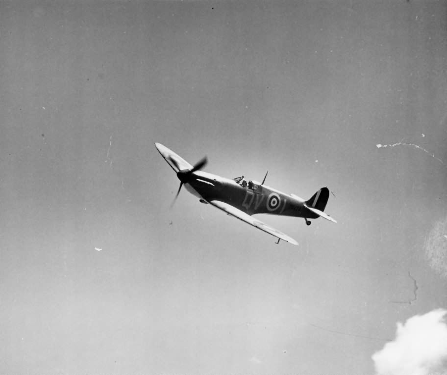 Spitfire Mk Ia X4474 QV-I flown by Sgt B. J. Jennings
