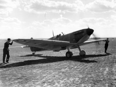 Spitfire Mk Ia X4474 QV-I