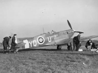 Spitfire Mk VB YQ-U AA879 „Manchester Civil Defender” of No. 616 Squadron RAF Kirton in Lindsey, December 1941