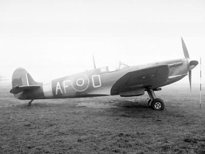 Spitfire Mk VB AA937 AF-O of the AFDU at Duxford