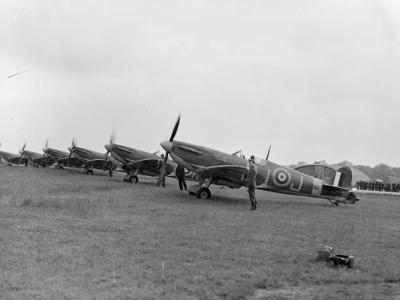 Spitfire Mk VB R7161 QJ-J of No. 92 Squadron RAF at Biggin Hill