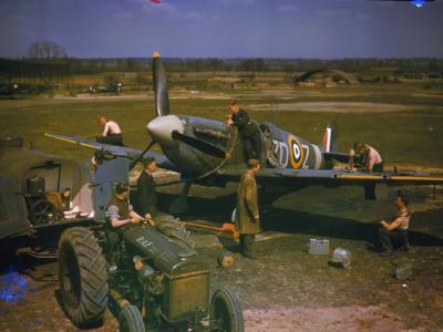 Spitfire Mk Vb ZD-Z of No. 222 Squadron RAF
