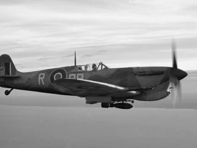 Spitfire Mk Vc DB-R of No 2 Squadron SAAF, Italy