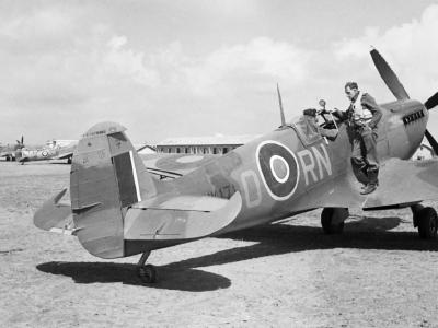 Spitfire IX MK171 RN-O of No. 72 Squadron RAF