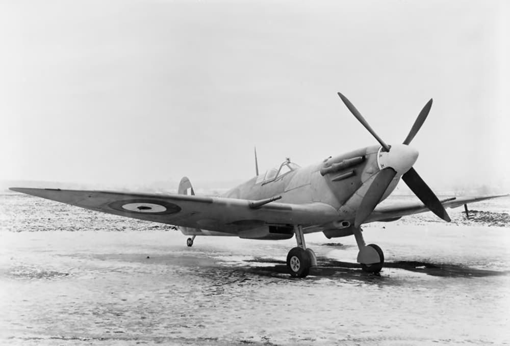 Supermarine Spitfire Mk VI AB200