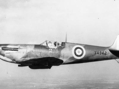 Spitfire Mk VI X4942