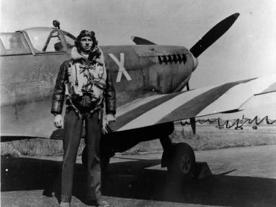 Spitfire of the VCS-7 led by Lieutenant Commander William Denton, 6 June 1944