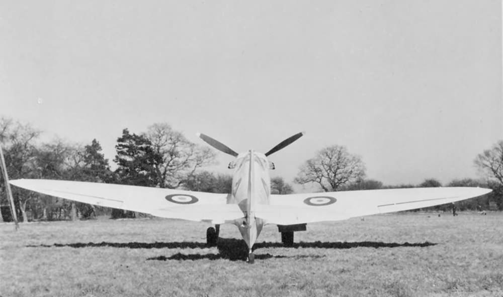 Supermarine Spitfire of No 1 PRU