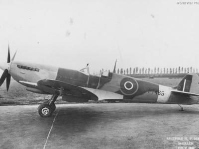 Supermarine Spitfire HF Mk IX PT465