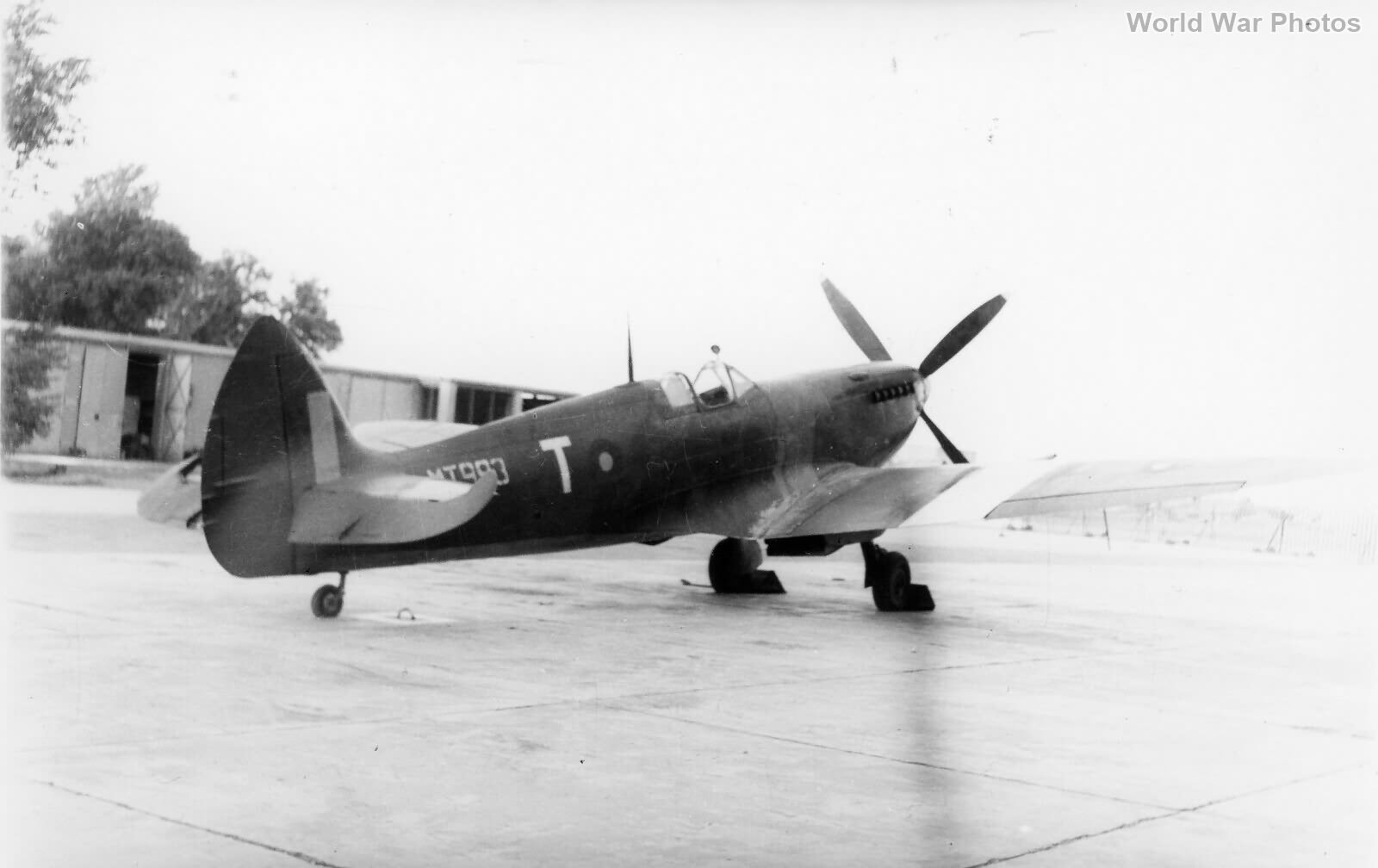 Supermarine Spitfire LFVII MT993