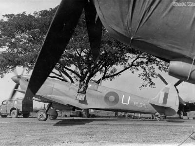 Supermarine Spitfire PR XI PL841