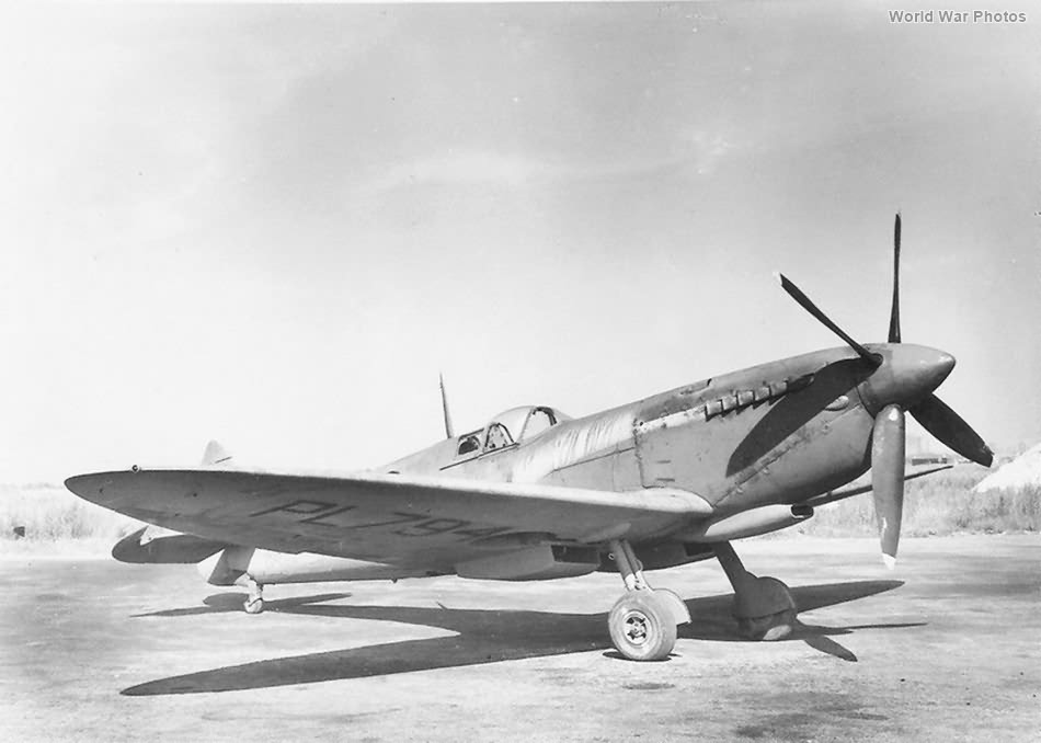 Spitfire PR XI PL794