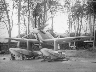 floatplane Spitfire Vb EP751