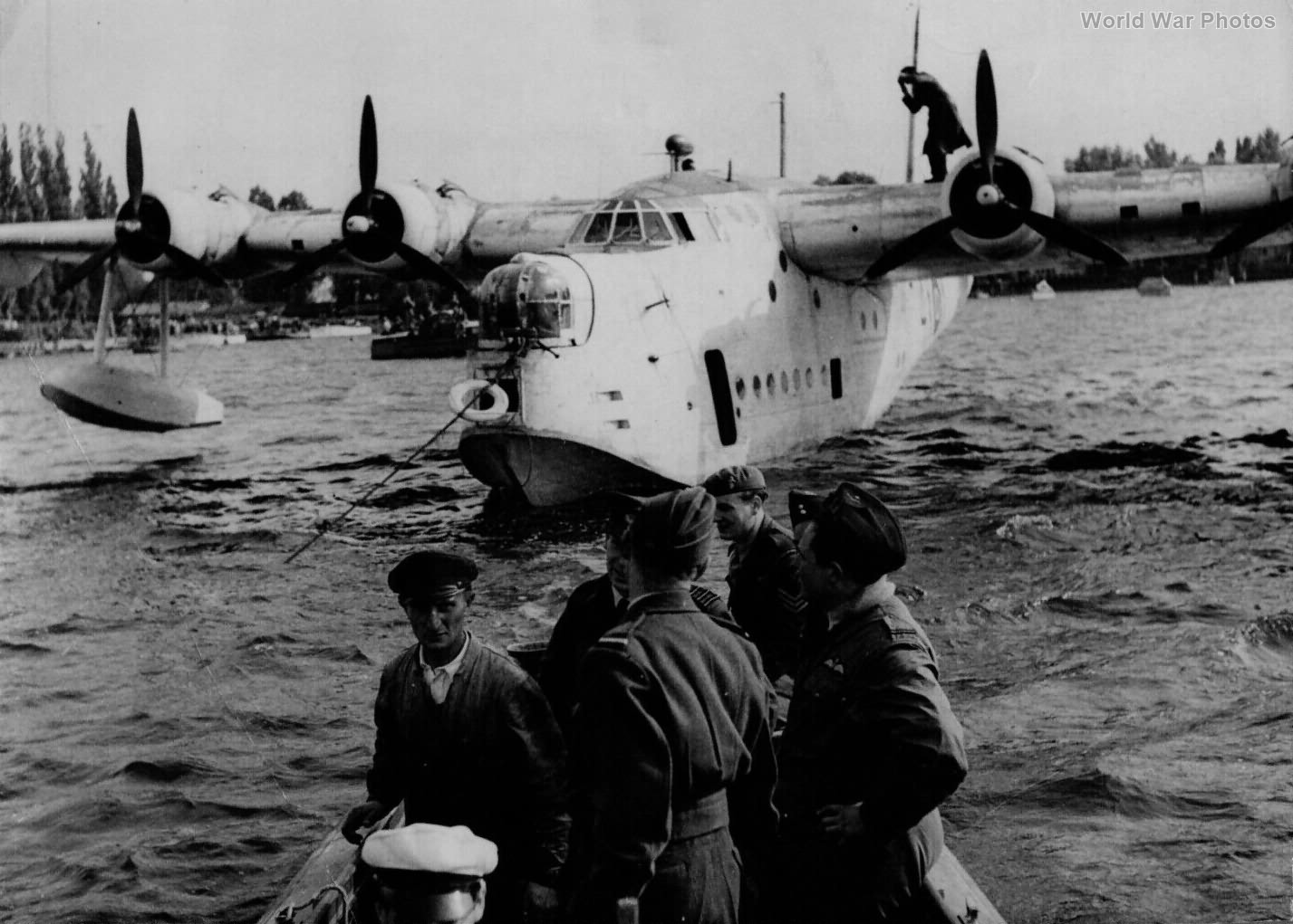 Short Sunderland Berlin lift