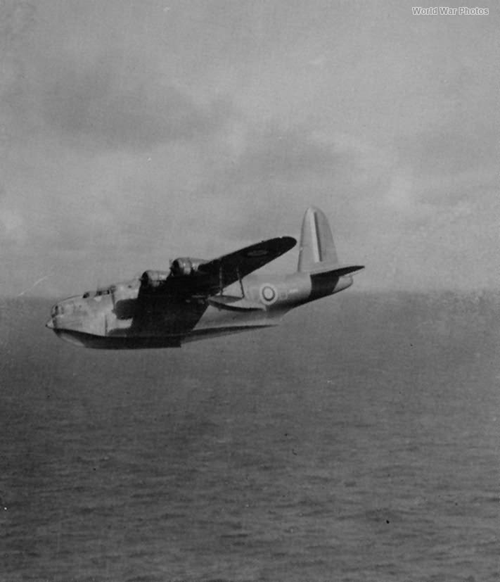 Short Sunderland 204