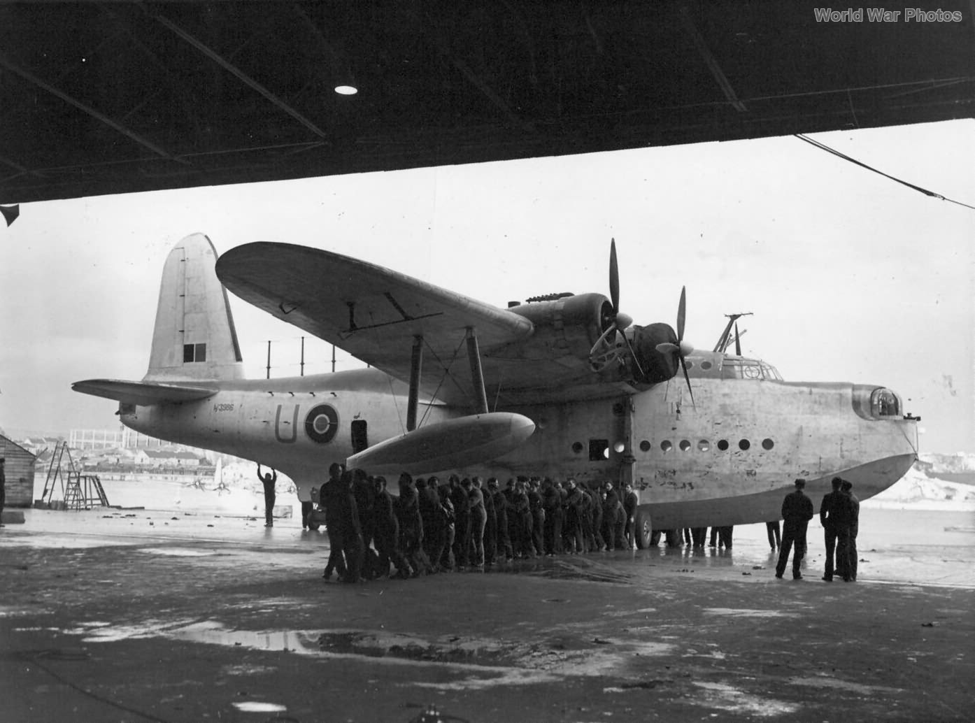 Short Sunderland Mk II W3986