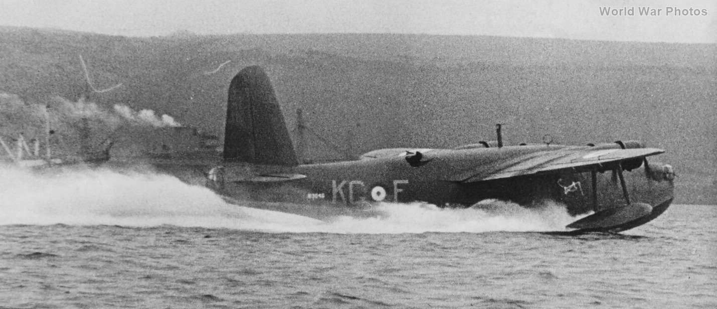 Sunderland I N9064 204