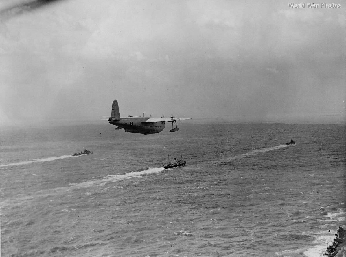 Short Sunderland L5802