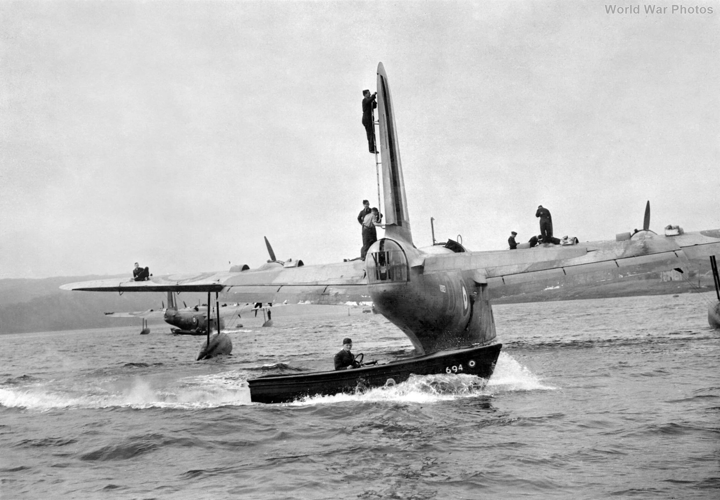 Short Sunderland N9027 DA-J