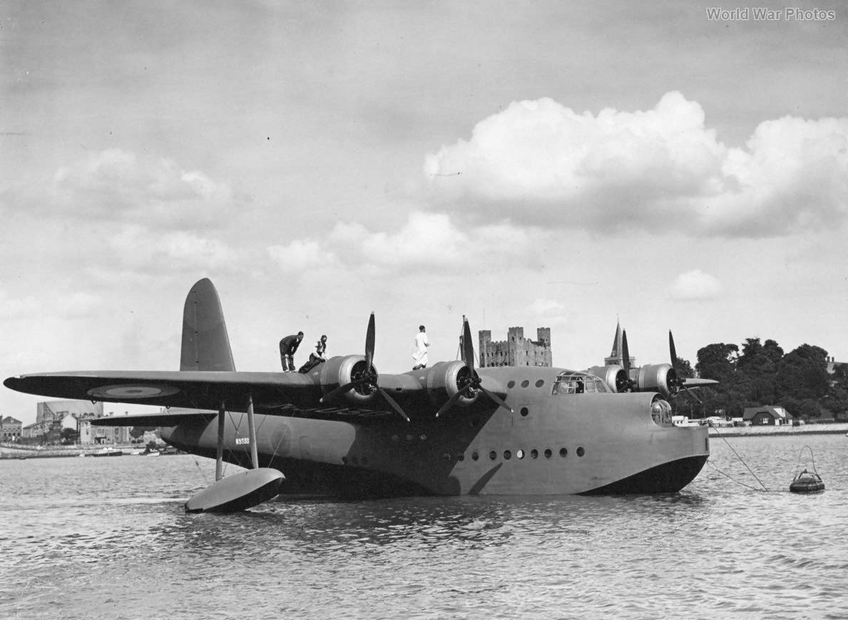 Short Sunderland N9030
