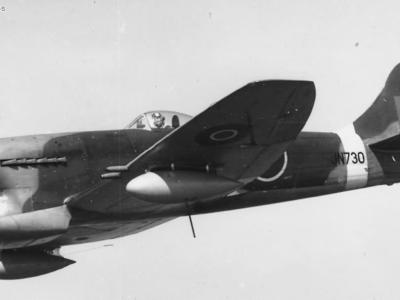 Hawker Tempest V JN730 with drop tanks 2