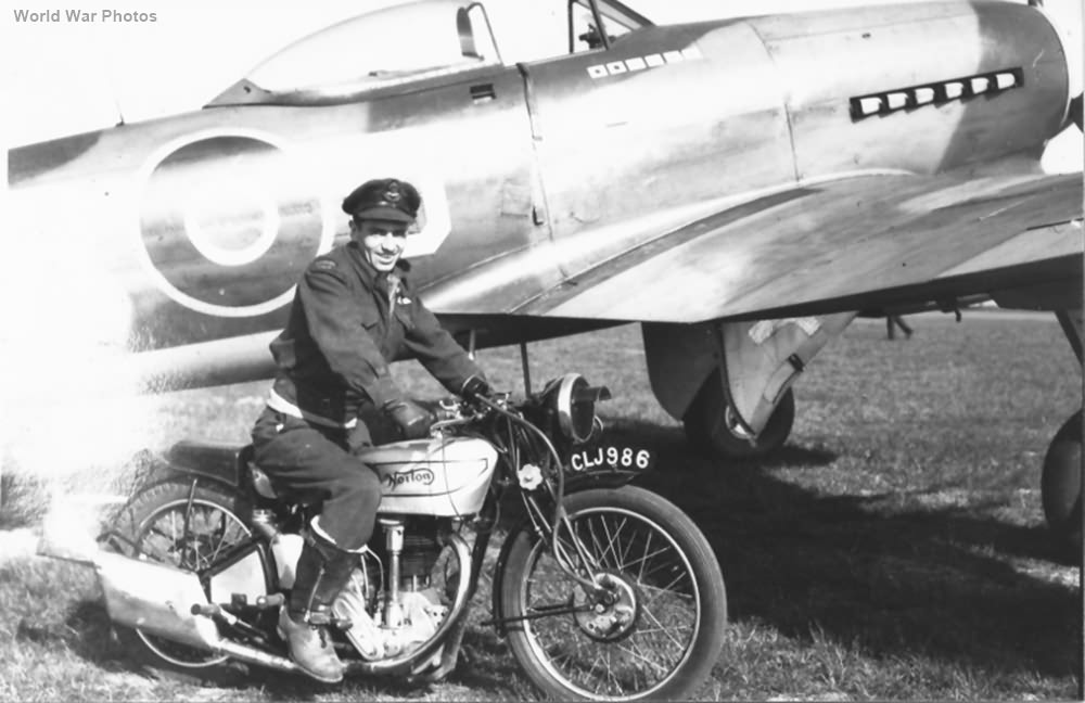 W/C Davidson 143 Wing by his Typhoon MN518, code R-D