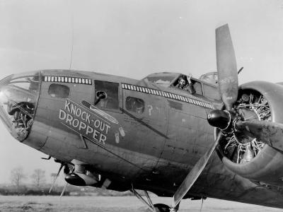 B-17F 303rd Bomb Group Knock Out Dropper Molesworth England 1943