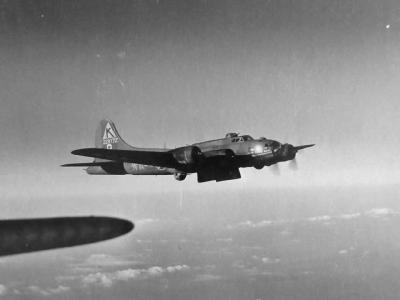 B-17F Flying Fortress 524th Bomb Squadron, 379ht Bomb Group 42-29772 1944
