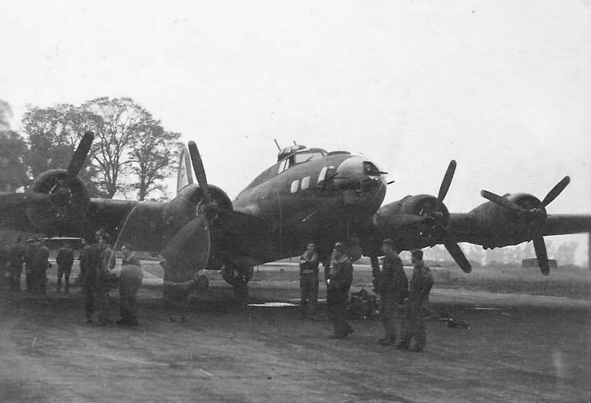 B-17F Flying Fortress on airfield