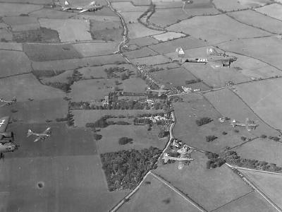B-17F bombers formation in flight 384 Bomb Group 4