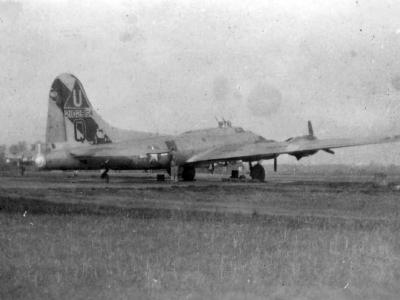 B-17G 42-102954 457th Bombardment Group, 748th BS