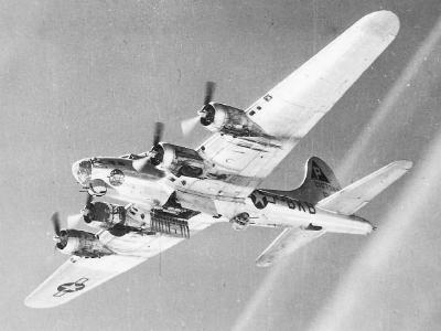 B-17G bomber 384th BG 546th BS 42-107083