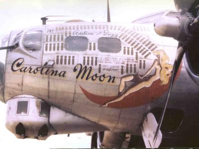 B-17G Flying Fortress 490 Bomb Group Carolina Moon nose art