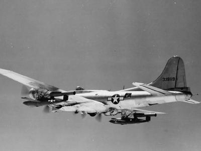 B-17G Flying Fortress carrying Loon flying bombs 43-39119