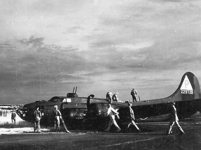 B-17F Flying Fortress Bomber of 384th Bomb Group 42-29728