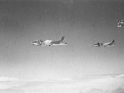 B-17 Bombers of 384th Bomb Group 2