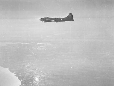 B-17 Flying Fortress in flight 384th Bomb Group