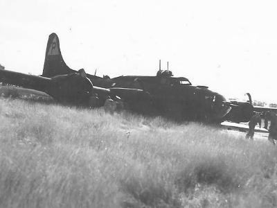 Crash Landed 384th Bomb Group B-17 Flying Fortress in Field