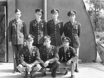 Decorated 384th Bomb Group B-17 crew 1943