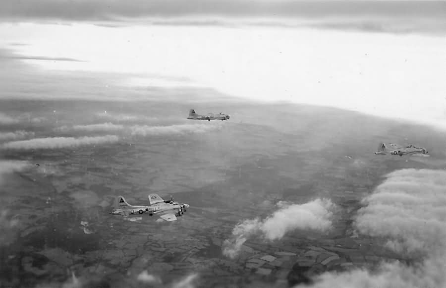 384th Bomb Group B-17 Bombers in Flight Heading Towards Target 2