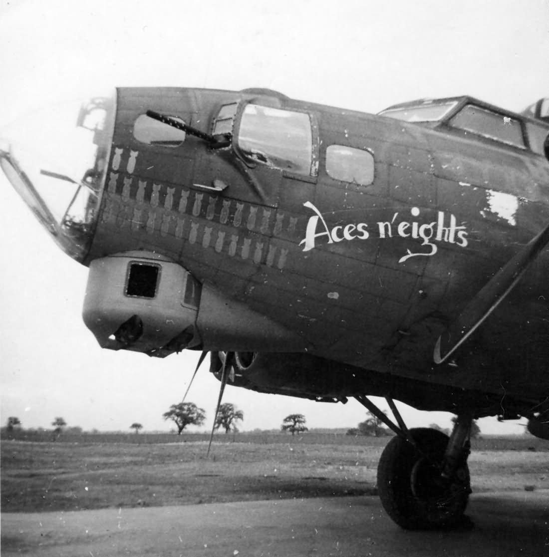 „Aces n’ Eights” nose art B-17 42-37888 at Alconbury 527th Bomb Squadron 379th Bomb Group