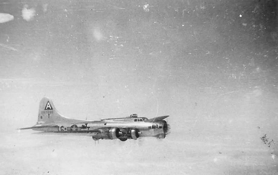 Aerial View 91st Bomb Group 322nd Bomb Squadron B-17 Bomber 42-107030