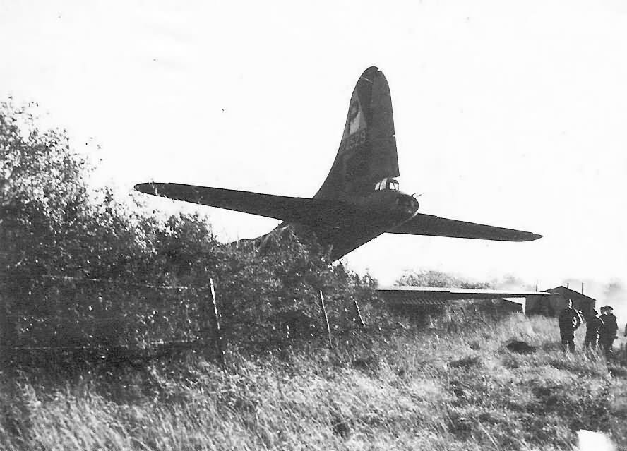 B-17F Flying Fortress Bomber 41-24529 in Field 384th Bomb Group 546th BS