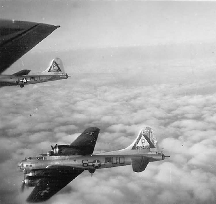 B-17 Flying Fortress 42-102459 LITTLE KENNY with Flak Damaged Tail 384th Bomb Group 544th Bomb Squadron