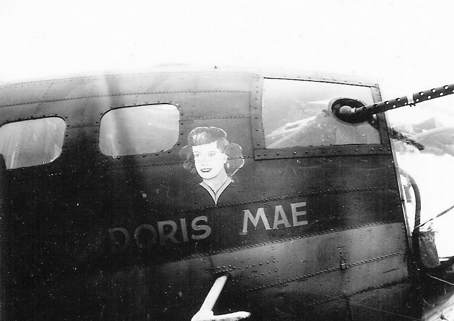 B-17F nose art Doris Mae 384th bomb group