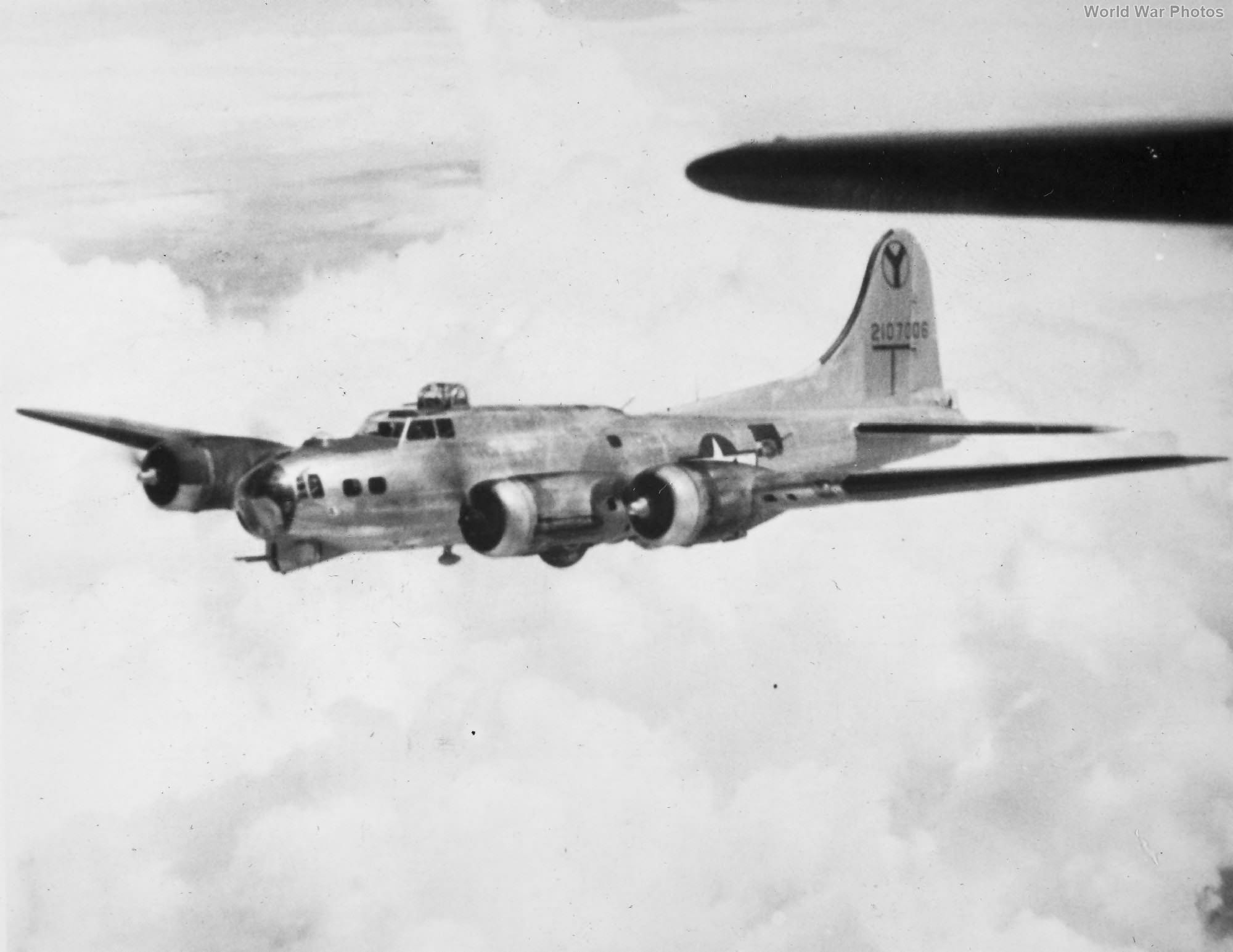 B-17G 42-107006 of the 2nd Bombardment Group, 96th BS